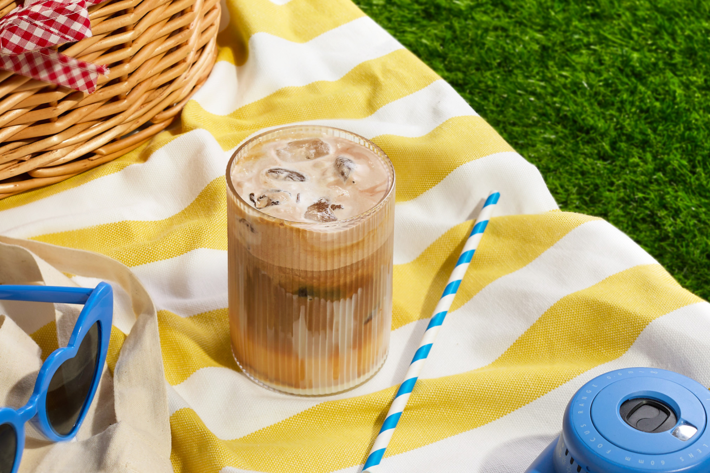 Iced white mocha with chocolate cold foam Iced white mocha with chocolate cold foam