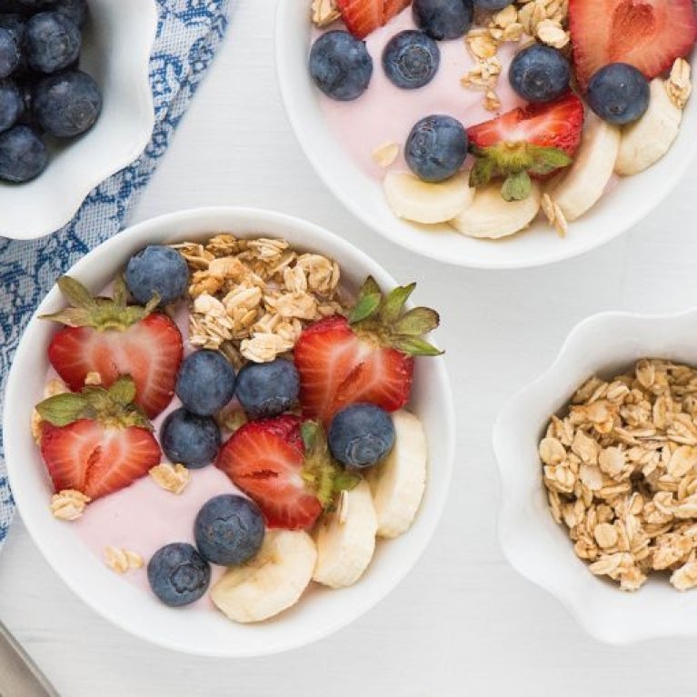 Berry Colourful Yoghurt Bowl