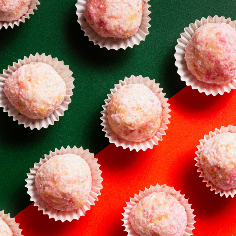 Strawberry Christmas snowballs Strawberry Christmas snowballs