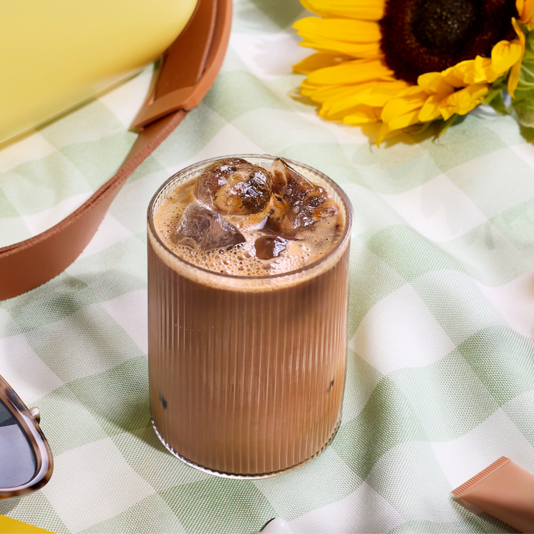 Iced dirty Chocolate Chai Iced dirty Chocolate Chai